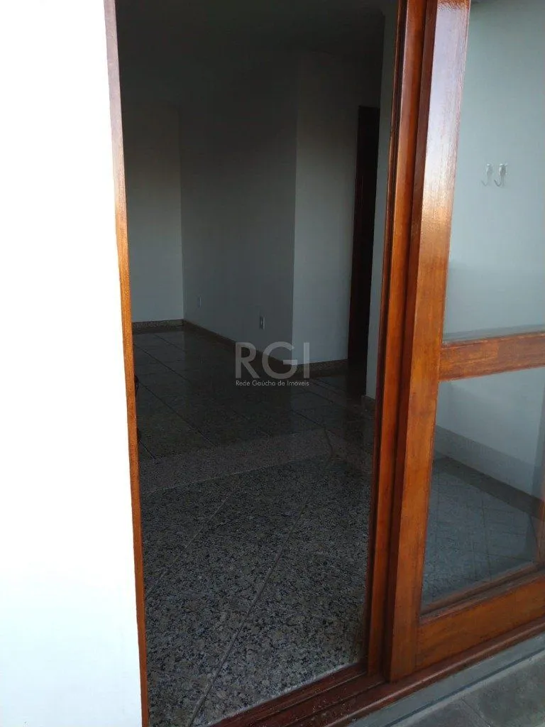 Imagem Apartamento para Venda - 75m², 3 dormitórios, Sarandi