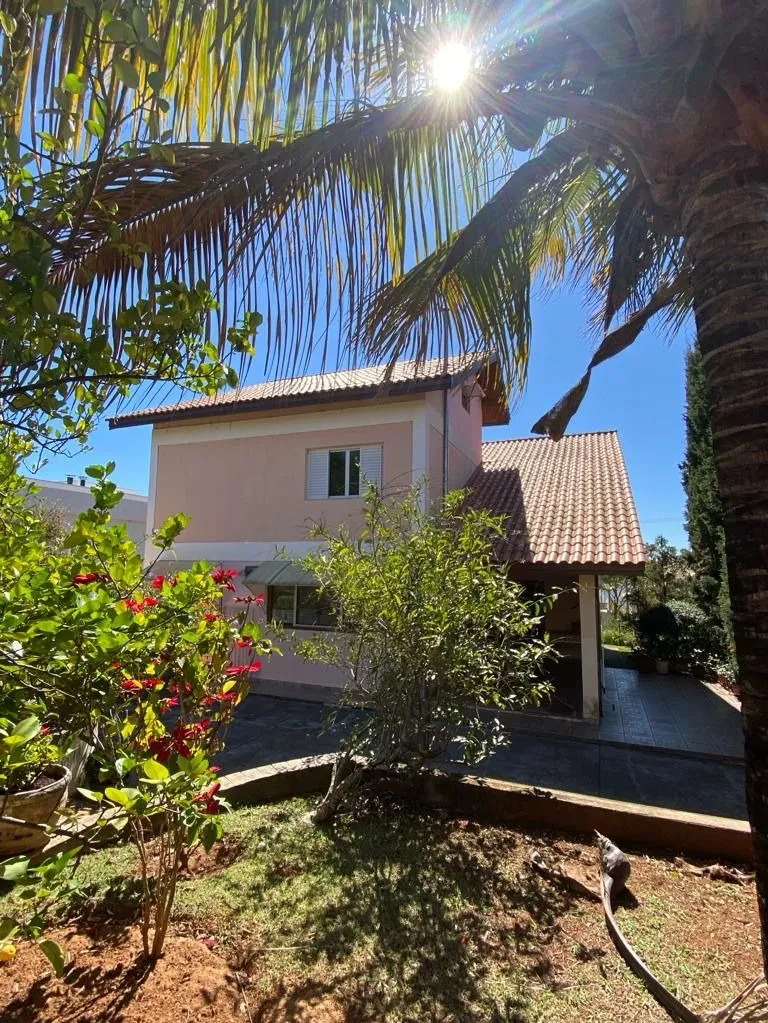 Imagem Vende-se casa dos sonhos!