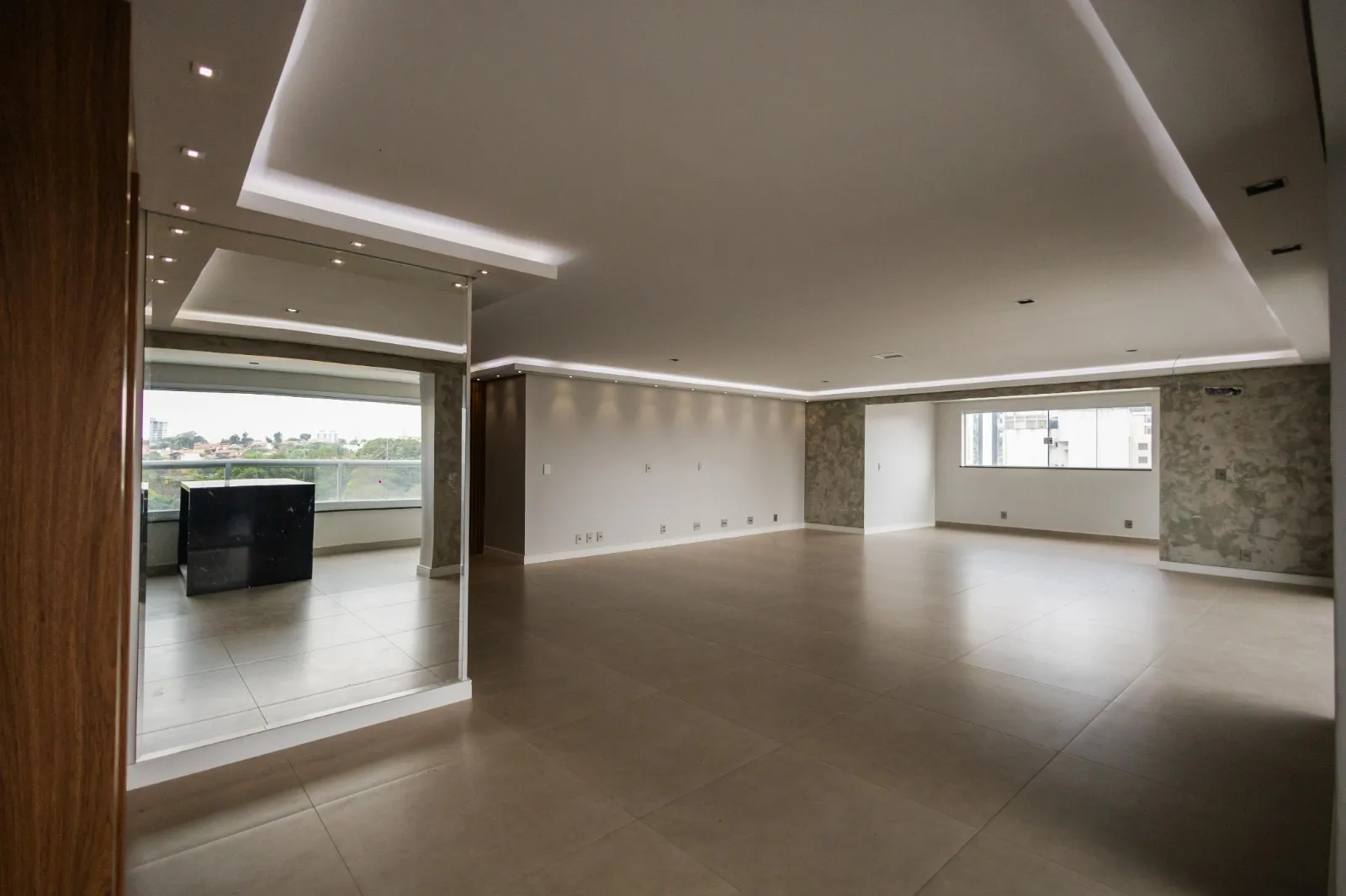 Imagem Apartamento de 320,00 m² a venda no Edifício Luxor, Jardim Emília, Sorocaba/SP