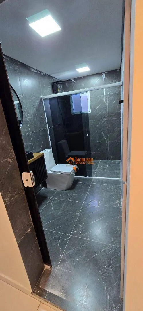 Imagem Casa com 2 dormitórios à venda, 140 m² por R$ 393.000,00 - Parque Residencial Bambi - Guarulhos/SP
