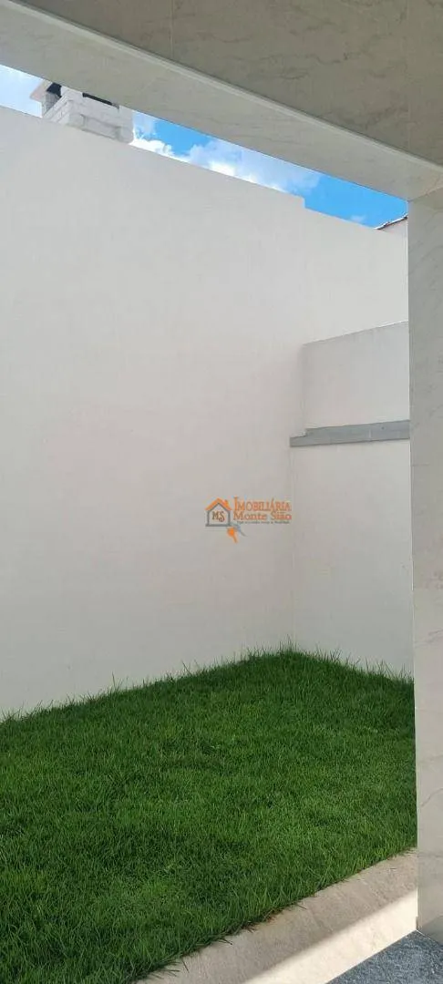 Imagem Sobrado com 3 dormitórios à venda, 114 m² por R$ 820.000,00 - Center Ville - Arujá/SP