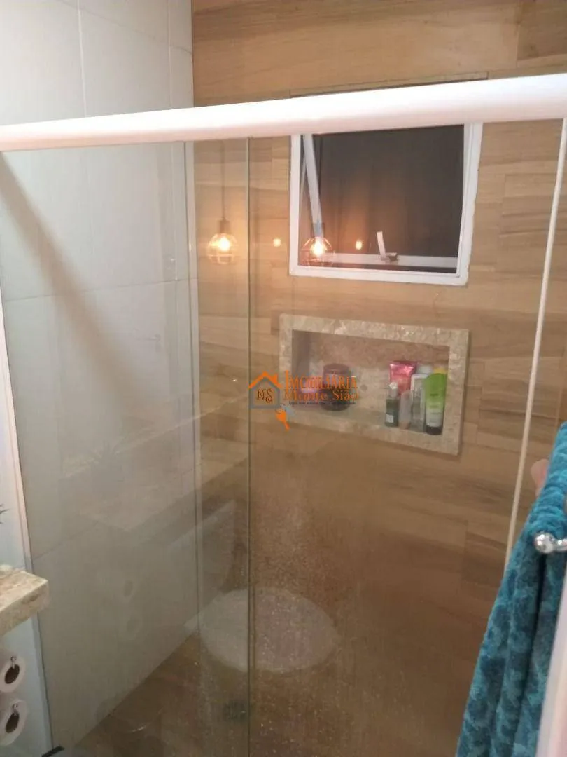 Imagem Casa com 3 dormitórios à venda por R$ 750.000,00 - Vila Rio de Janeiro - Guarulhos/SP