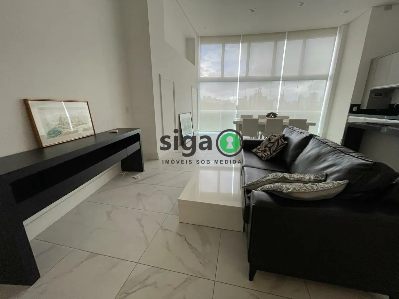 Imagem Apto com 85m², no Brooklin, com 1 suite, lavabo, 2 vagas e Pé direito duplo para locação