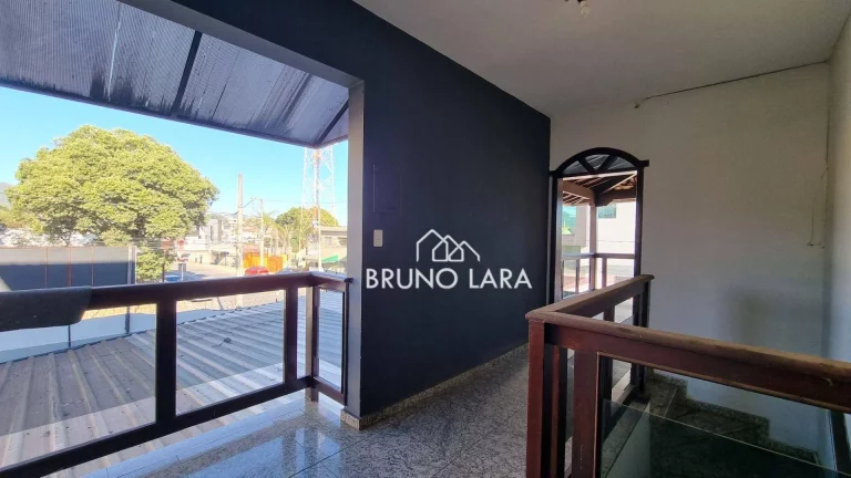 Imagem Casa à venda no Centro – Igarapé/MG.
