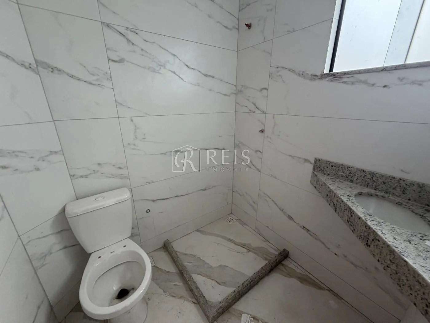 Imagem Apartamento para Venda em Rio das Ostras, Jardim Bela Vista, 2 dormitórios, 1 suíte, 2 banheiros, 1 vaga