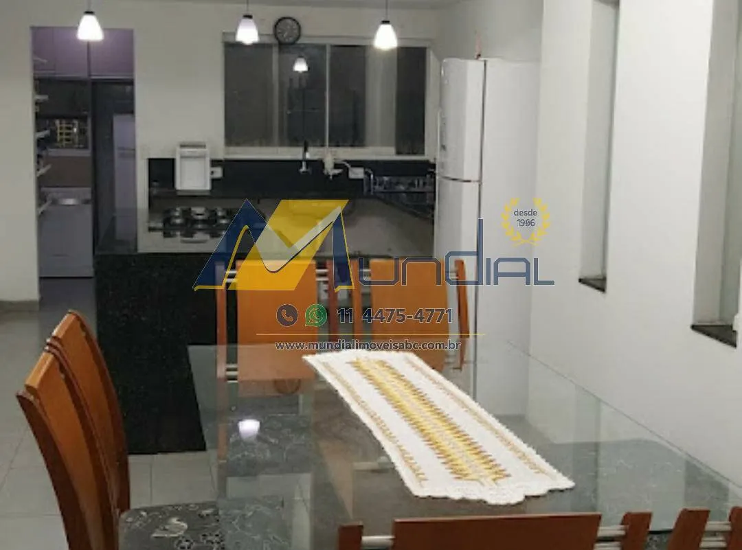 Imagem Sobrado espaçoso, recém-reformado, pronto para morar!
