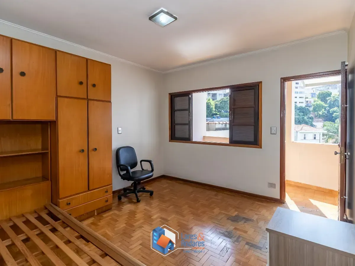 Imagem Casa para venda em Vila Madalena com 3 quartos, sendo 1 suíte, 228m²