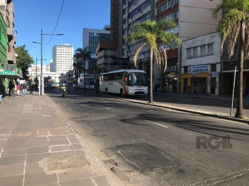 Imagem Prédio Comerial no Centro de Porto Alegre