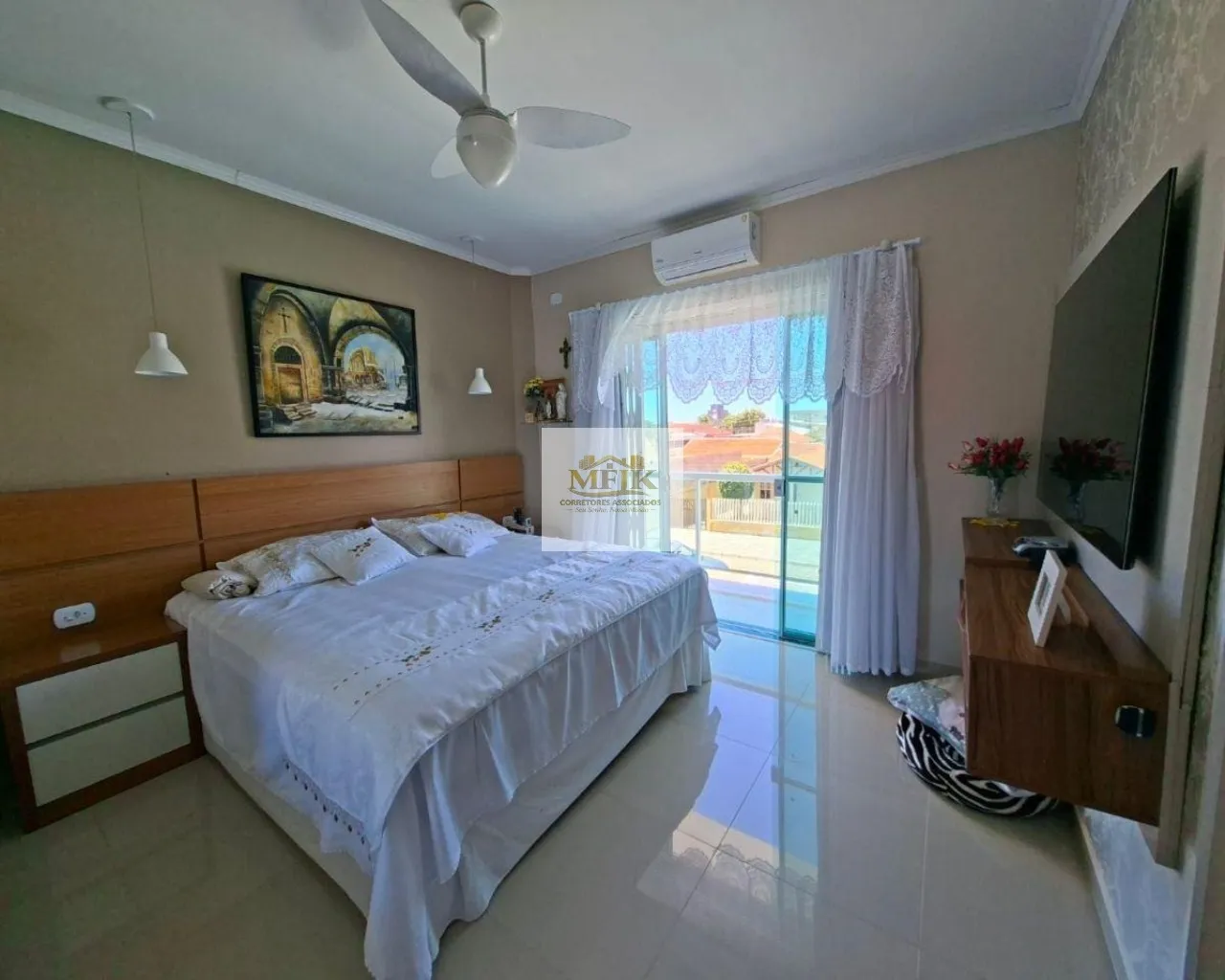 Imagem Casa de 4 quartos à venda em Santa Terezinha