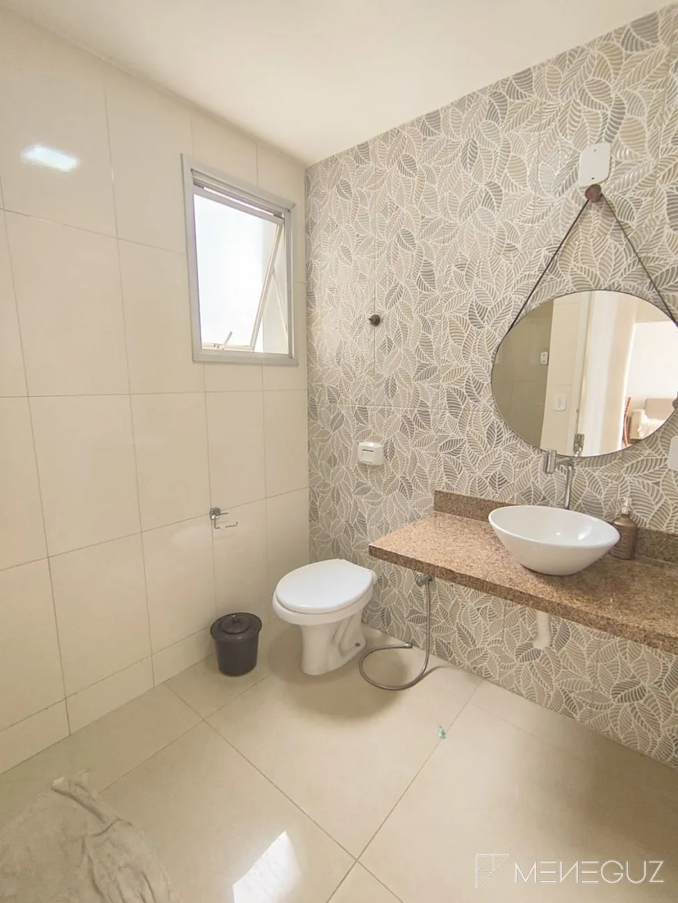 Imagem Apartamento 2 quartos a venda de frente total para o mar na Praia do Morro em OPORTUNIDADE!!