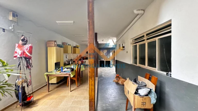 Imagem Casa grande no bairro Iguaçu