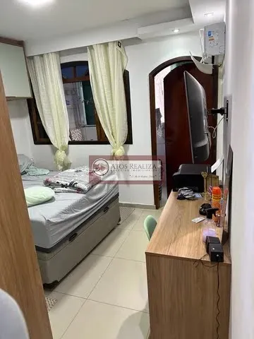 Imagem Sobrado em Jardim Herplin - SP: 80m², 2 dormitórios, 3 banheiros por R$340K - Venda e Locação