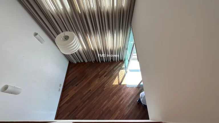 Imagem Apartamento Duplex para locação em Moema, com 2 quartos, 1 sala, 2 vagas.