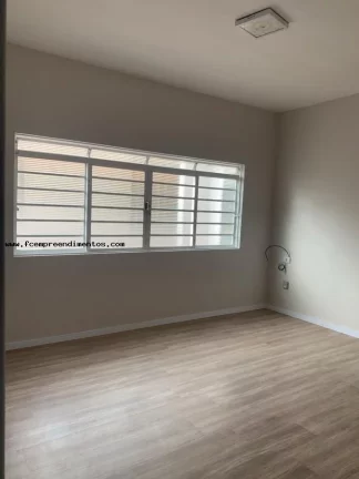 Imagem Casa para Locação em Limeira, Vila Claudia, 3 dormitórios, 2 banheiros, 2 vagas