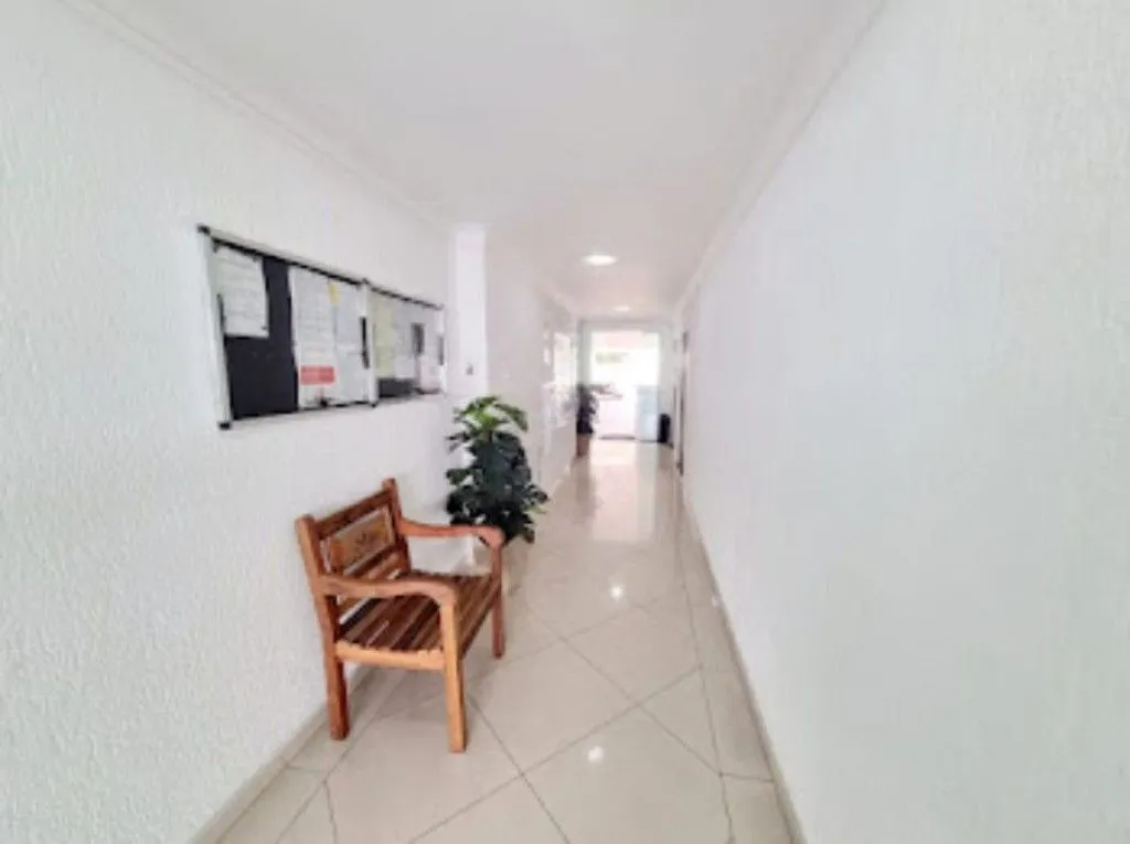 Imagem Apartamento à Venda em Guilhermina, Praia Grande - SP