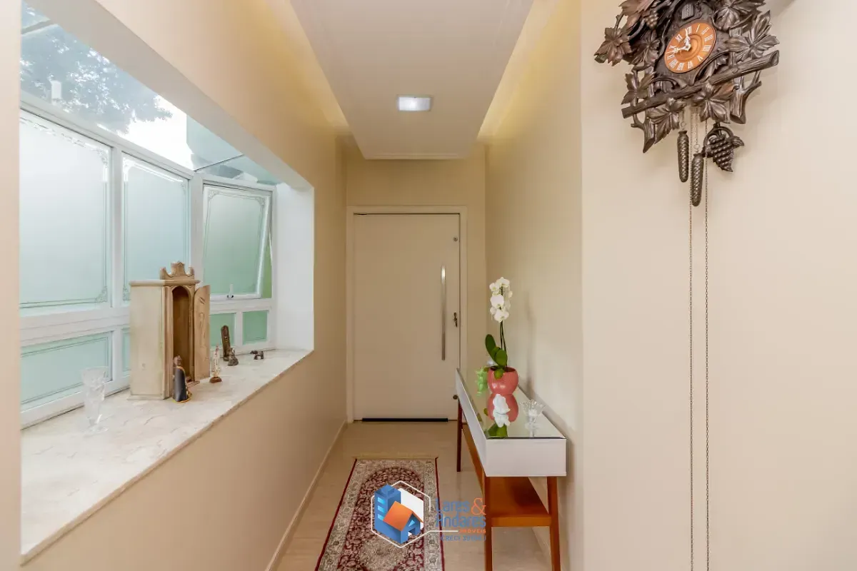 Imagem Sobrado para venda em Jardim Maria Estela com 3 quartos, sendo 3 suítes, 500m²