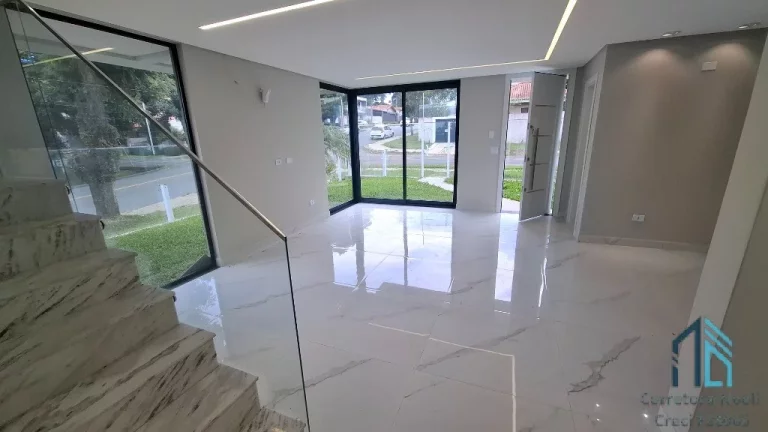 Imagem Sobrado alto padrão de esquina, com ático e terraço, 03 suítes, no Boa Vista em Curitiba PR
