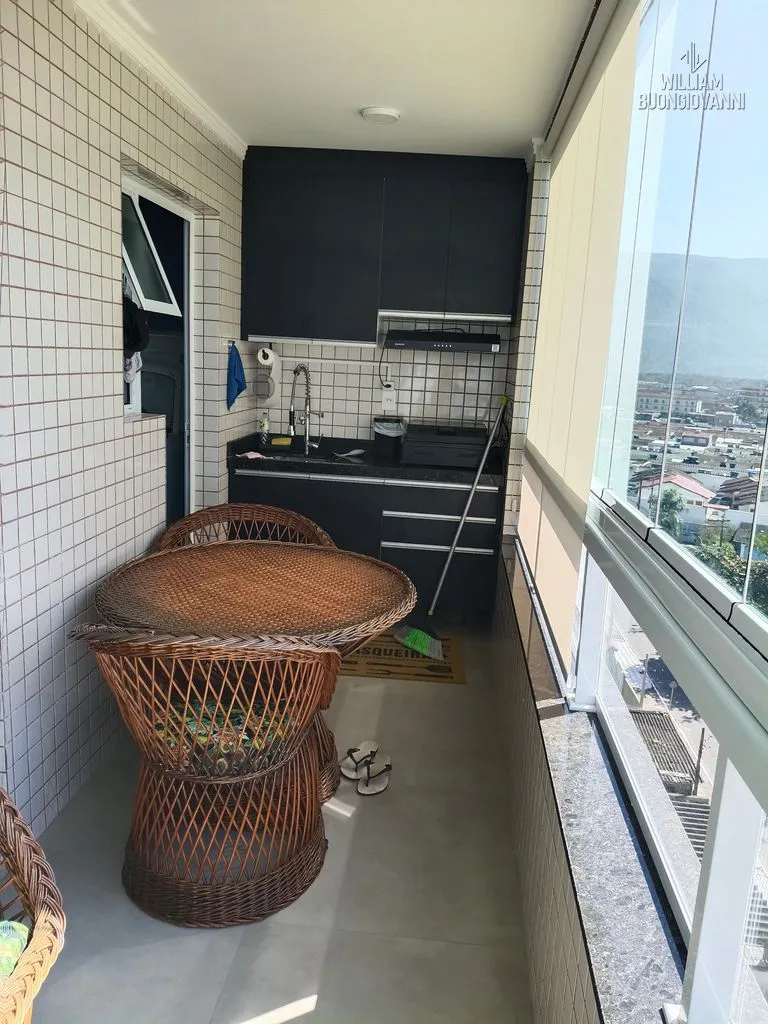 Imagem Viva de Frente para o Mar em um Apartamento Completo