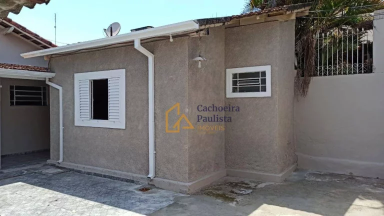 Imagem Casa com 3 dormitórios à venda - Centro - Cachoeira Paulista/SP
