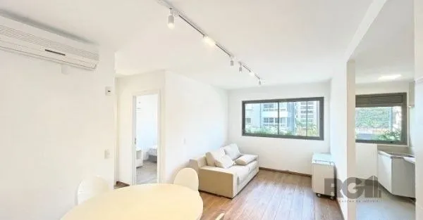 Imagem Apartamento no bairro Auxiliadora de 2 dormitórios vaga e infra