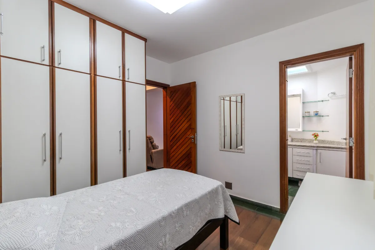 Imagem Apartamento para venda em Vila Bastos com 3 quartos, sendo 3 suítes, 176m2