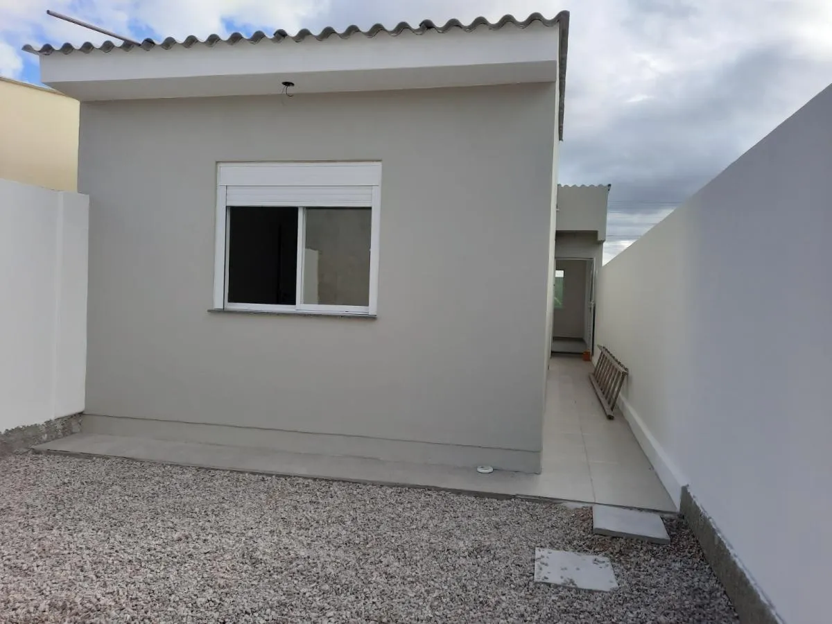 Imagem Casa para Venda em Pelotas, Três Vendas, 2 dormitórios, 1 banheiro
