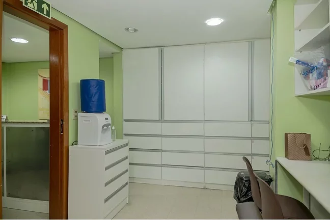 Imagem Sala para venda no bairro Centro Histórico em Porto Alegre