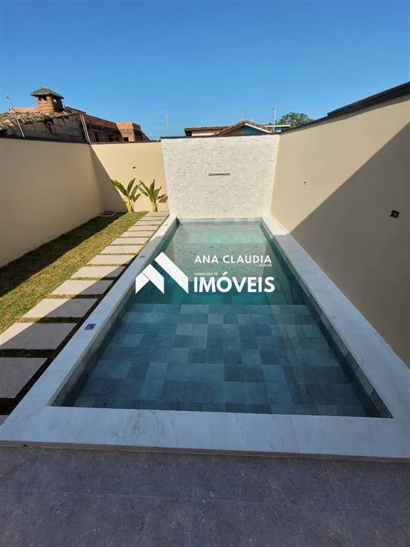 Imagem Vende-se casa lado praia na cidade de itanhaem