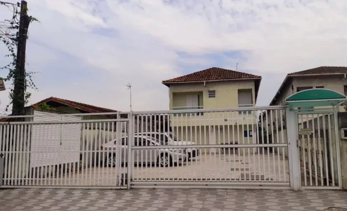 Imagem Casa com 2 dormitórios à venda, 64 m² por R$ 220.000 - Parque São Vicente - São Vicente/SP