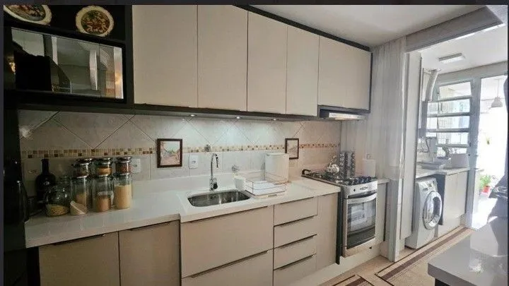 Imagem Apartamento com 2 suítes totalmente mobiliado a 150m da beira mar