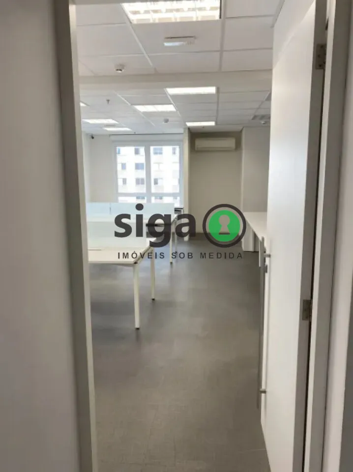 Imagem Conjunto Comercial de 150m² à Venda - Andar Alto, Moderno e Pronto para Uso !