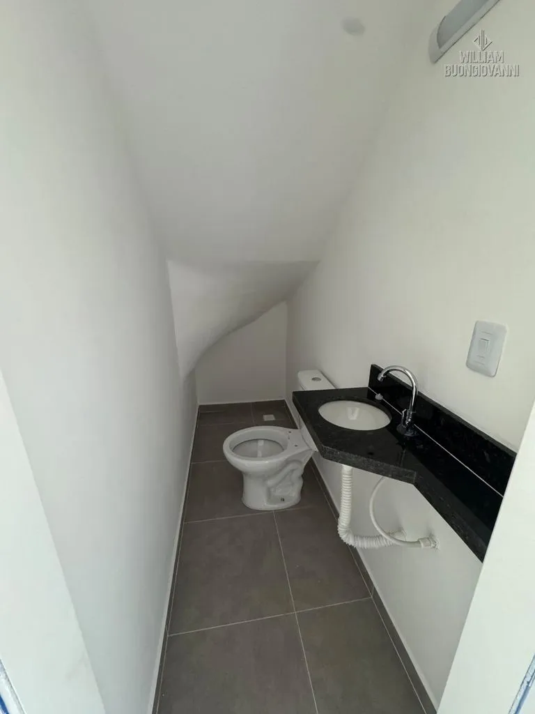 Imagem Seu Novo Sobrado Espera por Você! Conforto, Espaço e Qualidade de Vida