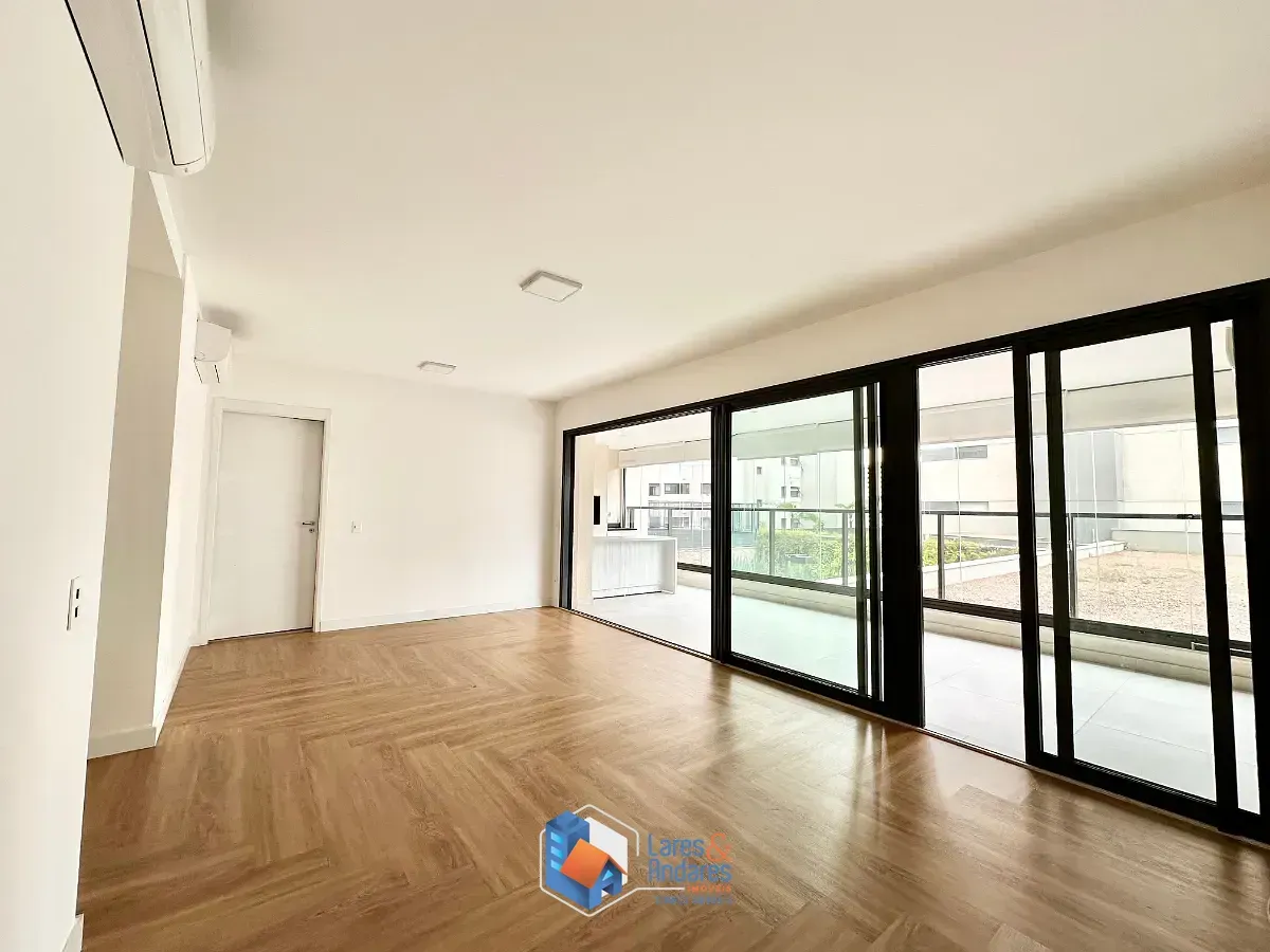 Foto do imóvel Apartamento para venda em Vila Mariana com 3 quartos, sendo 3 suítes, 142m² em Rua Doutor Neto de Araújo