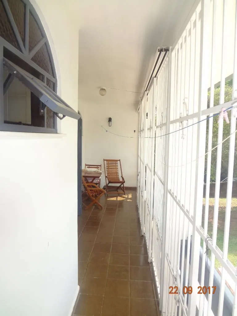 Imagem Casa para Venda - 365m², 4 dormitórios, sendo 2 suites, 6 vagas - Nonoai