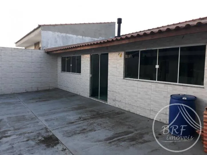 Imagem Vendo Casa em Serraria São José SC de 3 dorm.(Suíte) + Edícula c/churrasq.