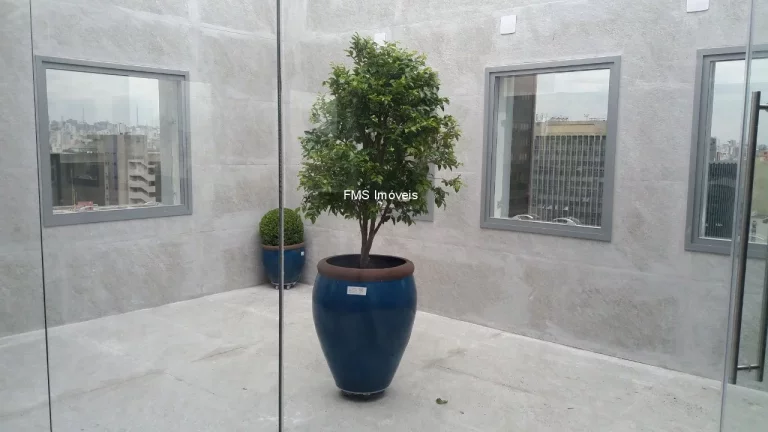 Imagem Conjunto comercial de 400m² para locação na Avenida Brigadeiro Faria Lima