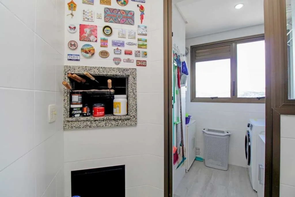 Imagem Apartamento 3 Dormitórios com Suíte, Churrasqueira e Excelente Vista Petrópolis