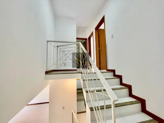 Imagem Casa para Venda em Teresópolis, Vargem Grande, 4 dormitórios, 1 suíte, 2 banheiros, 2 vagas