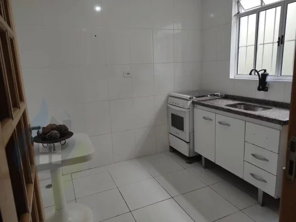Imagem Casa de 3 dormitórios sendo 1 suíte, 2 banheiros, com 200m² no Jardim Aurora, São Bernardo do Campo