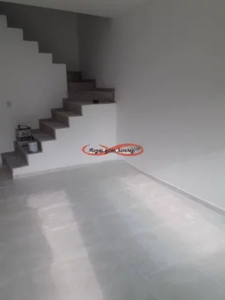 Imagem SOBRADOS FRONTAIS DE TRÊS DORMITÓRIOS À VENDA NA CIDADE LÍDER.
