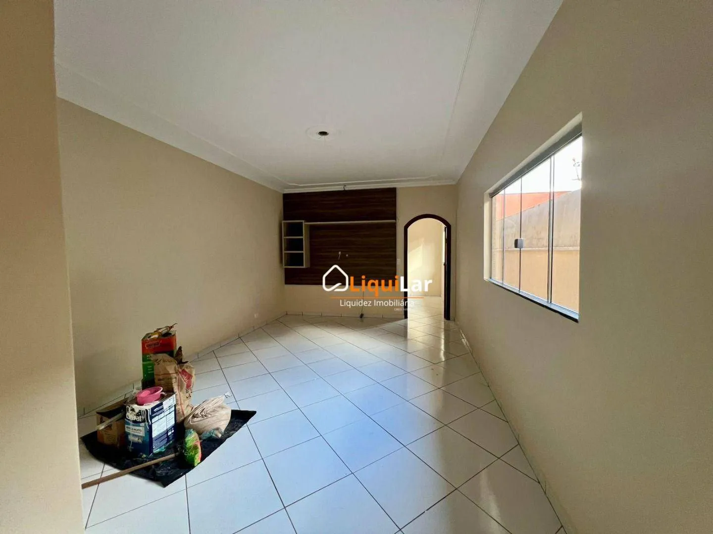 Imagem Imóvel Amplo com Dupla Aptidão Residencial ou Comercial em Terreno de 600 m² com Varanda Gourmet