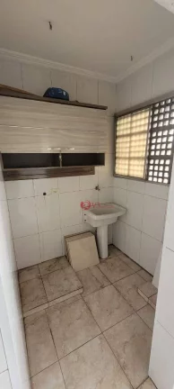 Imagem Apartamento com 2 dorms, sala, cozinha, banheiro no Ipiranga, proximo da estação Sacomã