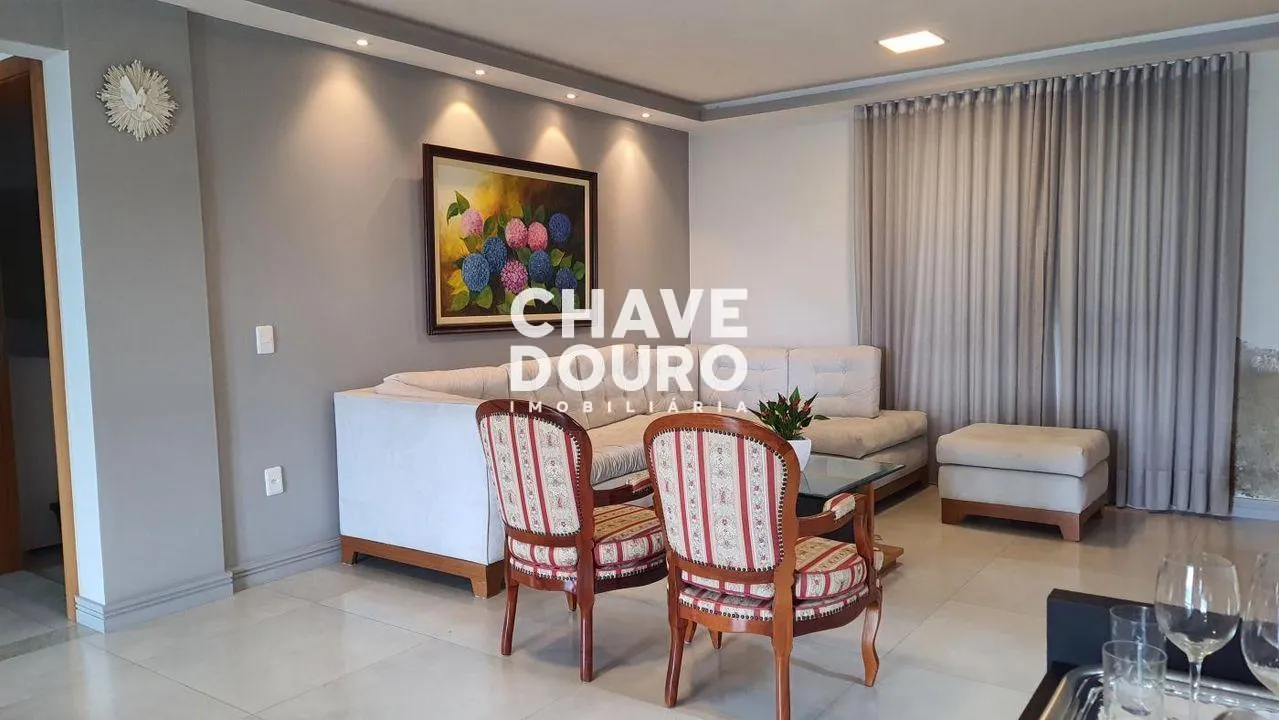 Imagem Casa moderna com 3 suítes próxima do bairro do Alto, para venda em Teresópolis RJ