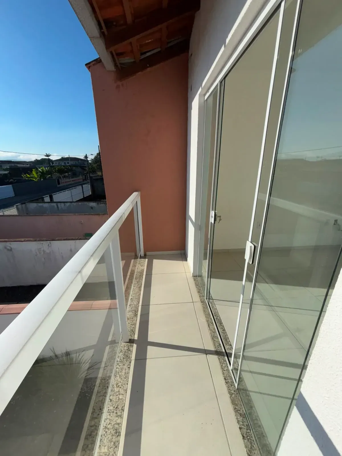 Foto do imóvel: Sobrado com 2 Quartos à Venda, 70 m² em Aventureiro - Joinville