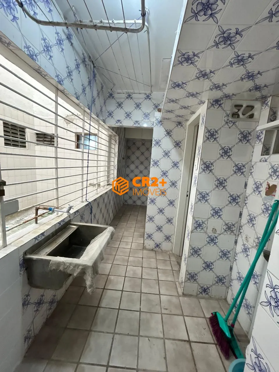 Imagem Vendo apartamento á 60 metros do Mar em Boa Viagem, com vista definitiva do Mar