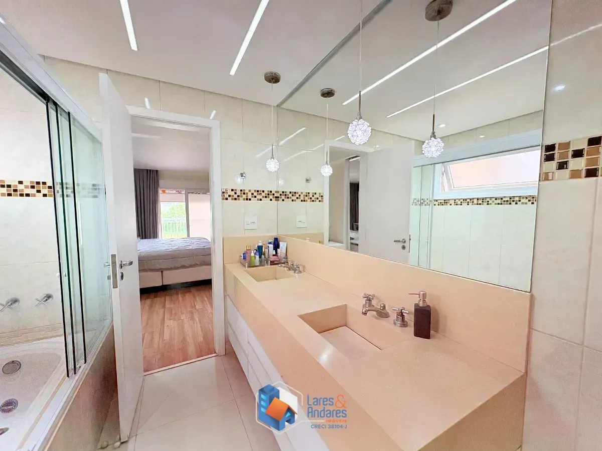 Imagem Sobrado para venda em Vila Pirituba com 4 quartos, sendo 4 suítes, 245m²