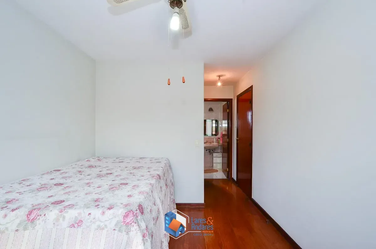 Imagem Sobrado para venda em Rolinópolis com 4 quartos, sendo 3 suítes, 422m²