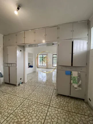 Imagem Casa de esquina de 3 dormitórios ( 1 suíte), 4 vagas, Jardim Esplanada, Sjc