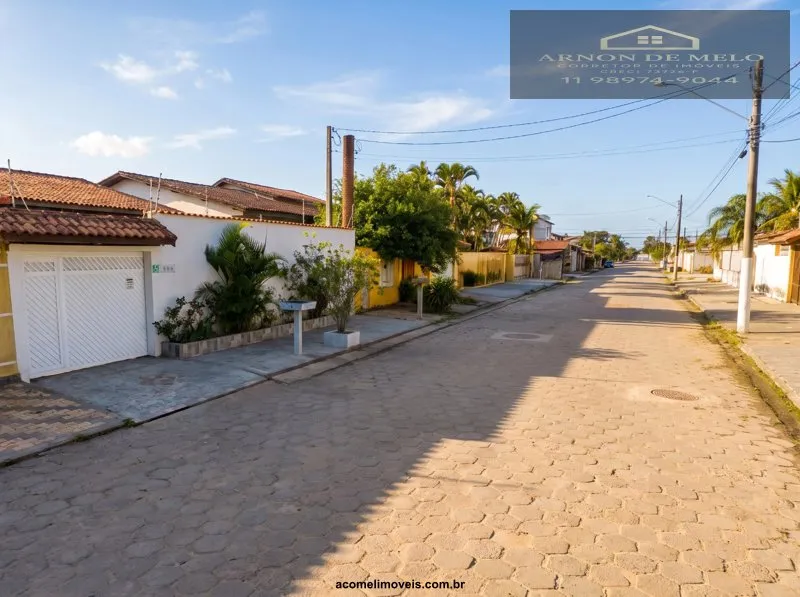 Imagem Casas no Litoral para venda em Itanhaem no bairro Cibratel II