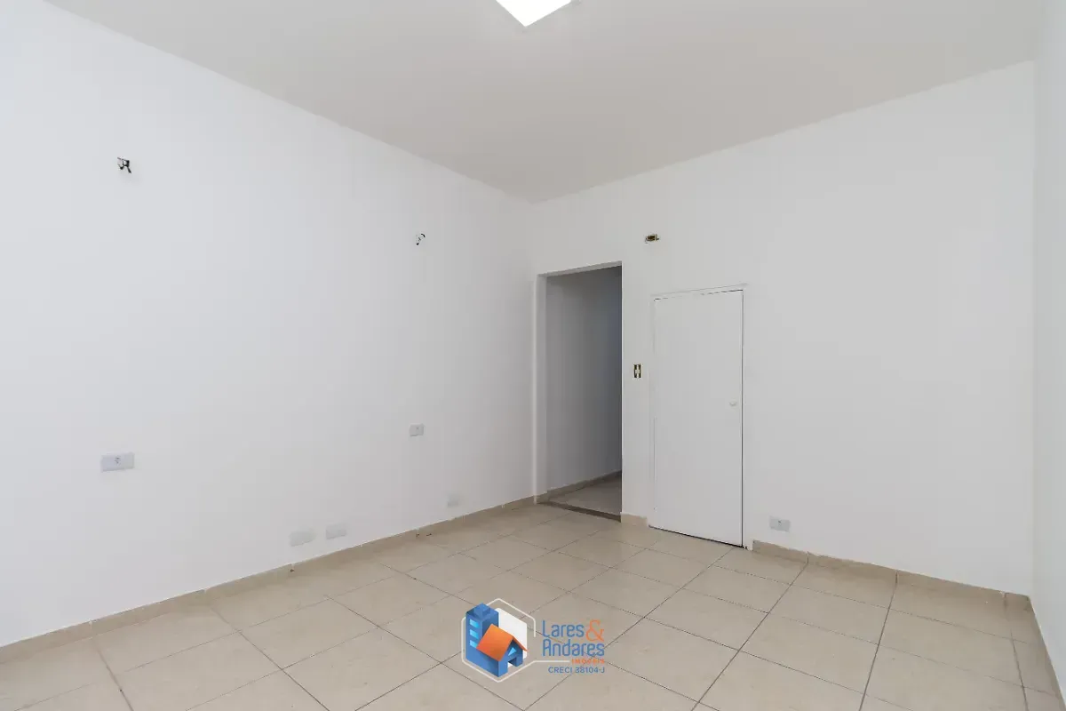 Imagem Casa comercial para venda em Água Fria, 234m²